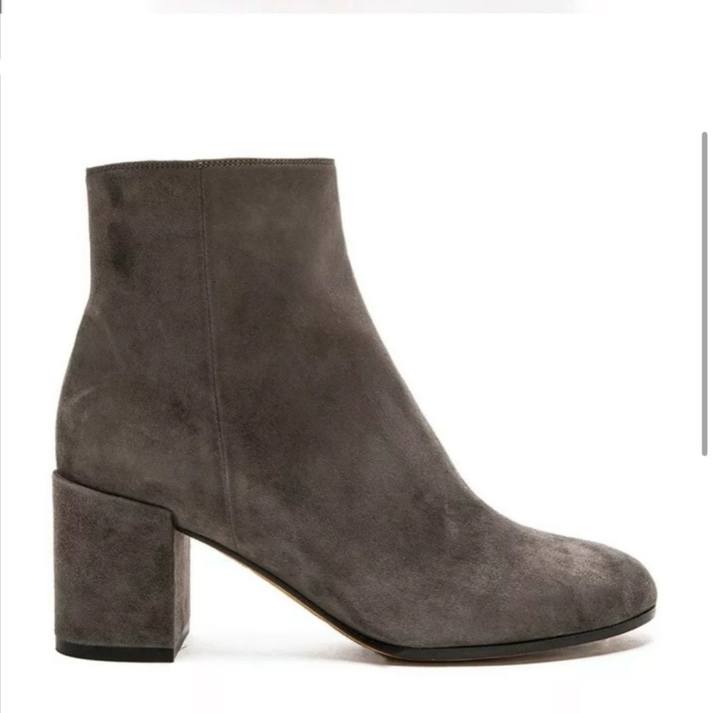 Vince Blakely suede ankle bootie